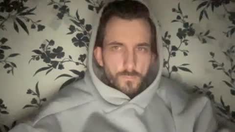 Snapshot of mattcarta chatting on 11.18.25 mattcarta online show from 11.18.25