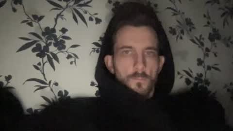 Snapshot of mattcarta chatting on 11.30.25 mattcarta online show from 11.30.25