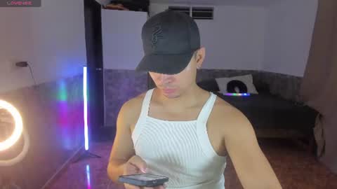 Matt Coom Independent model online show from 07.17.26