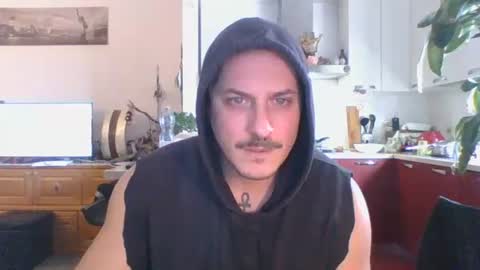 matteushh87 online show from 12.17.25