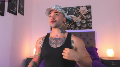 Snapshot of matthew_colee chatting on 04.15.26 Matthew INDEPENDENT MODEL online show from 04.15.26