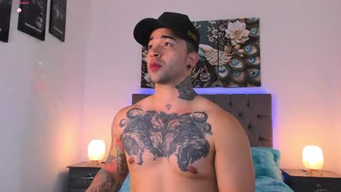 Matthew INDEPENDENT MODEL online show from 06.25.26