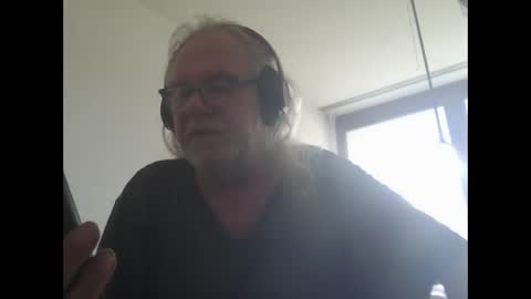 Snapshot of matthy60 chatting on 09.16.25 Matthias online show from 09.16.25