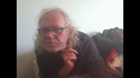 Snapshot of matthy60 chatting on 09.19.25 Matthias online show from 09.19.25