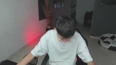 Snapshot of mattias_dantee chatting on 02.02.25 mattias online show from 02.02.25