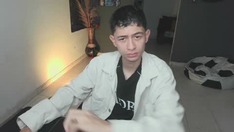 Snapshot of mattias_dantee chatting on 02.03.25 mattias online show from 02.03.25