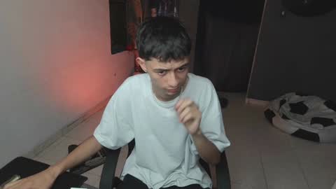 Snapshot of mattias_dantee chatting on 02.07.25 mattias online show from 02.07.25