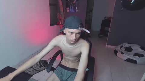 Snapshot of mattias_dantee chatting on 02.07.25 mattias online show from 02.07.25