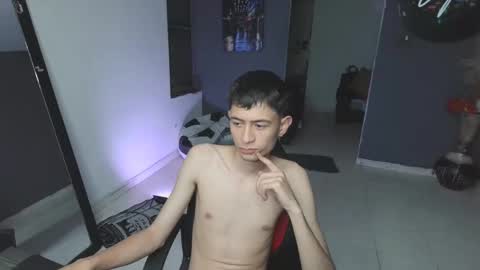 Snapshot of mattias_dantee chatting on 02.10.25 mattias online show from 02.10.25