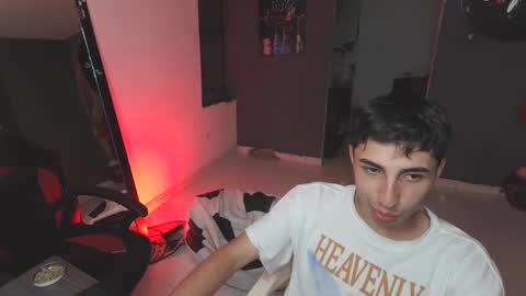 Snapshot of mattias_dantee chatting on 02.15.25 mattias online show from 02.15.25