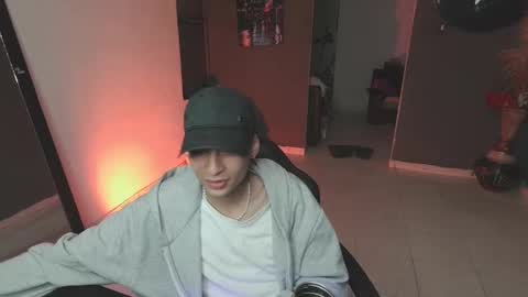 Snapshot of mattias_dantee chatting on 02.17.25 mattias online show from 02.17.25