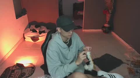 Snapshot of mattias_dantee chatting on 02.20.25 mattias online show from 02.20.25