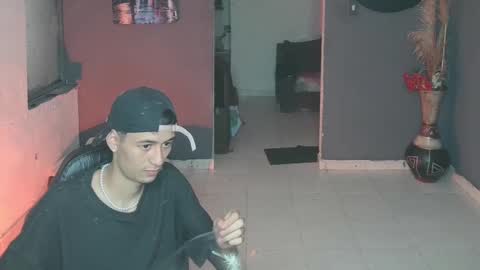 Snapshot of mattias_dantee chatting on 02.21.25 mattias online show from 02.21.25