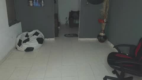 Snapshot of mattias_dantee chatting on 02.22.25 mattias online show from 02.22.25