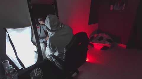 Snapshot of mattias_dantee chatting on 02.23.25 mattias online show from 02.23.25