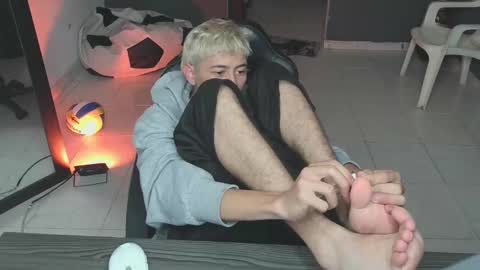 Snapshot of mattias_dantee chatting on 03.12.25 mattias online show from 03.12.25