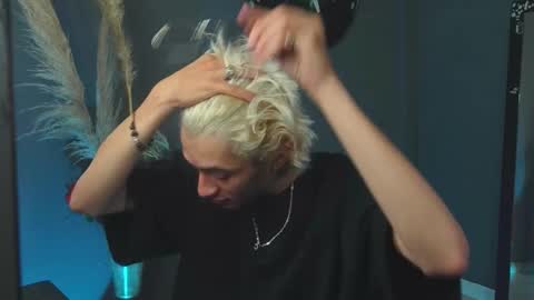 Snapshot of mattias_dantee chatting on 09.14.25 mattias online show from 09.14.25