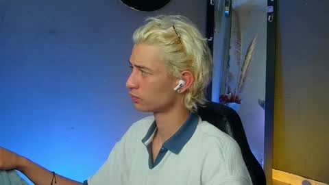 Snapshot of mattias_dantee chatting on 09.16.25 mattias online show from 09.16.25