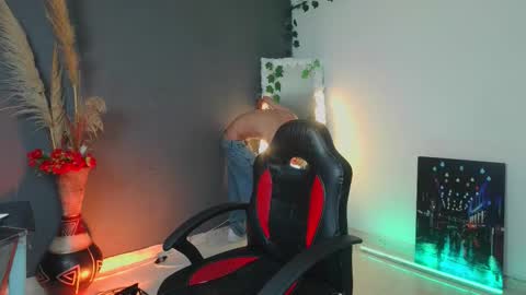 Snapshot of mattias_dantee chatting on 09.24.25 mattias online show from 09.24.25