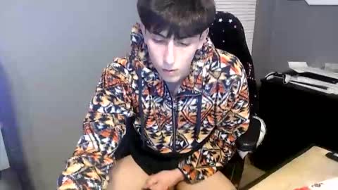 Snapshot of mattiaz05 chatting on 01.11.26 mattia online show from 01.11.26