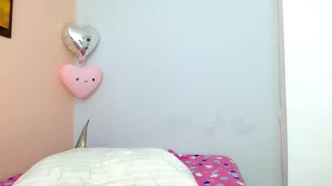 Snapshot of mattilda_18 chatting on 03.05.25 mattilda_18 online show from 03.05.25