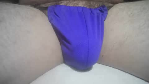 Snapshot of mattty13 chatting on 12.15.25 Hairy Bud online show from 12.15.25