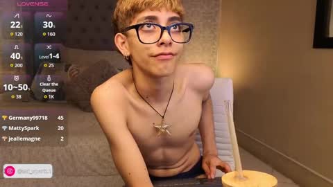 Snapshot of matty_spark chatting on 10.03.25 matty_spark online show from 10.03.25