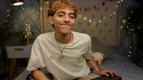 Snapshot of matty_spark chatting on 12.14.25 matty_spark online show from 12.14.25