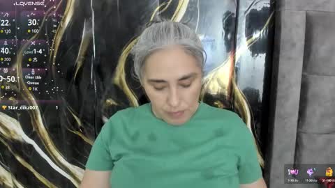 Snapshot of mature_gold chatting on 09.14.25 mature_gold online show from 09.14.25