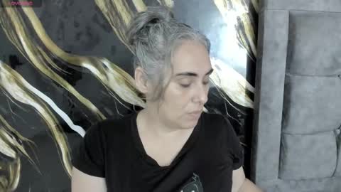 Snapshot of mature_gold chatting on 09.26.25 mature_gold online show from 09.26.25