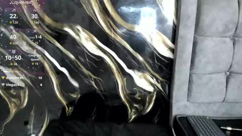 Snapshot of mature_gold chatting on 10.07.25 mature_gold online show from 10.07.25