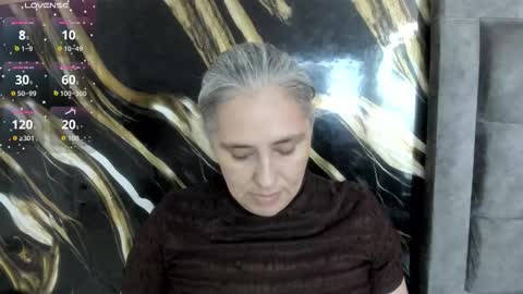 Snapshot of mature_gold chatting on 11.10.25 mature_gold online show from 11.10.25