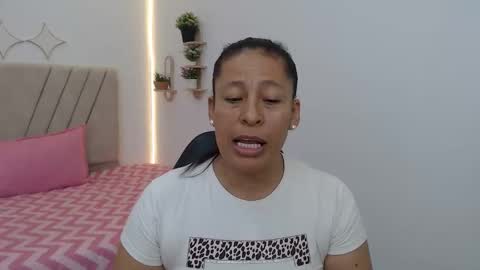 Martina online show from 04.22.26