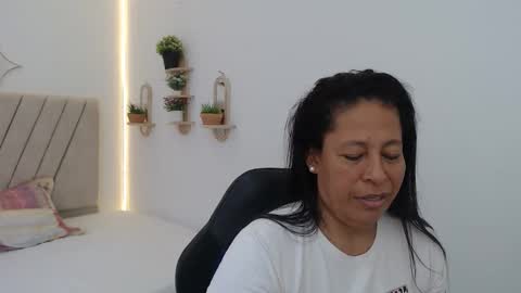 Martina online show from 04.27.26