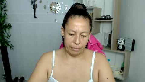 Snapshot of mature_martina_ chatting on 07.09.26 Martina online show from 07.09.26