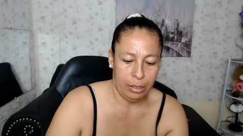 Snapshot of mature_martina_ chatting on 07.14.26 Martina online show from 07.14.26