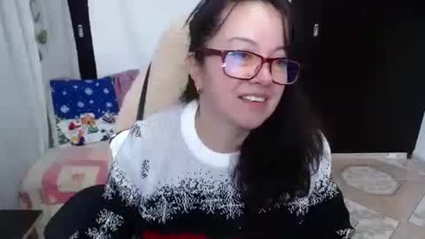 Snapshot of mature_wolf chatting on 12.07.24 Sonia online show from 12.07.24