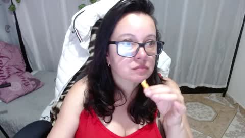 Snapshot of mature_wolf chatting on 01.31.25 Sonia online show from 01.31.25