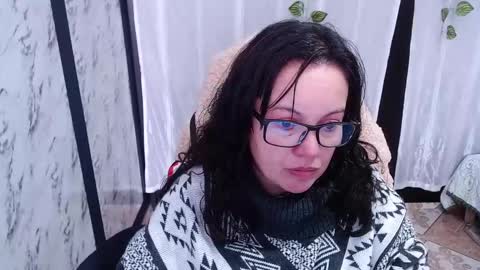 Snapshot of mature_wolf chatting on 03.07.25 Sonia online show from 03.07.25