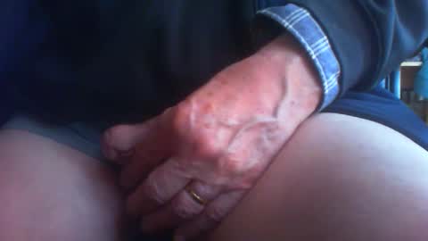 Snapshot of maturedaddi chatting on 02.25.25 Maturedaddi online show from 02.25.25