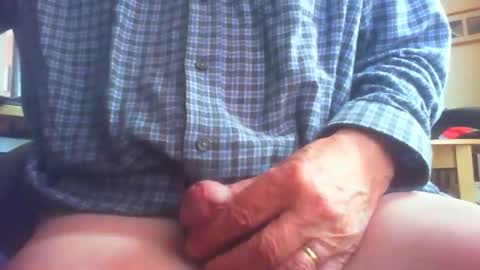 Snapshot of maturedaddi chatting on 09.22.25 Maturedaddi online show from 09.22.25