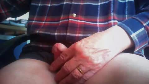 Snapshot of maturedaddi chatting on 01.15.26 Maturedaddi online show from 01.15.26