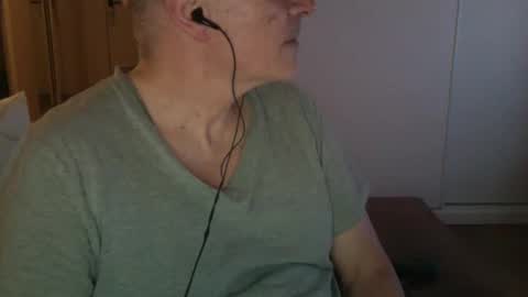 maturehotman online show from 03.06.25