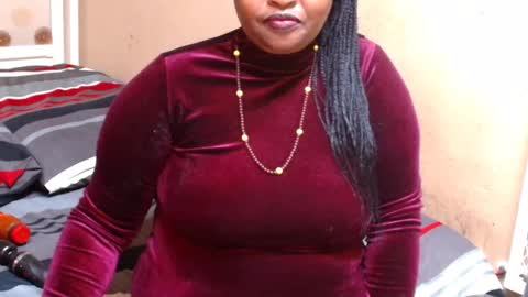 Snapshot of maturenesh chatting on 06.19.26 maturenesh online show from 06.19.26