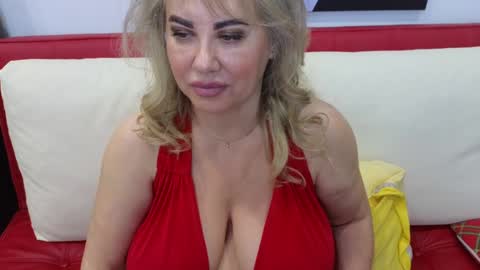 Helen tits size 85F online show from 01.18.25