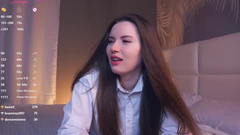 Snapshot of maudhaskell chatting on 01.27.25 Lily online show from 01.27.25