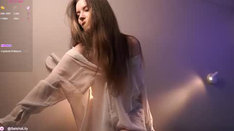 Lily online show from 07.19.26