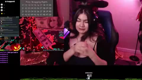 Snapshot of maudlinbrat chatting on 12.04.24 maudLin online show from 12.04.24