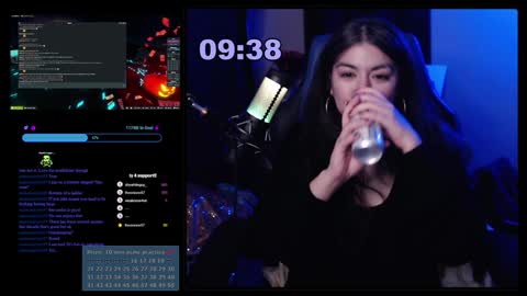 Snapshot of maudlinbrat chatting on 01.11.25 maudLin online show from 01.11.25