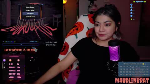 Snapshot of maudlinbrat chatting on 11.29.25 maudLin online show from 11.29.25